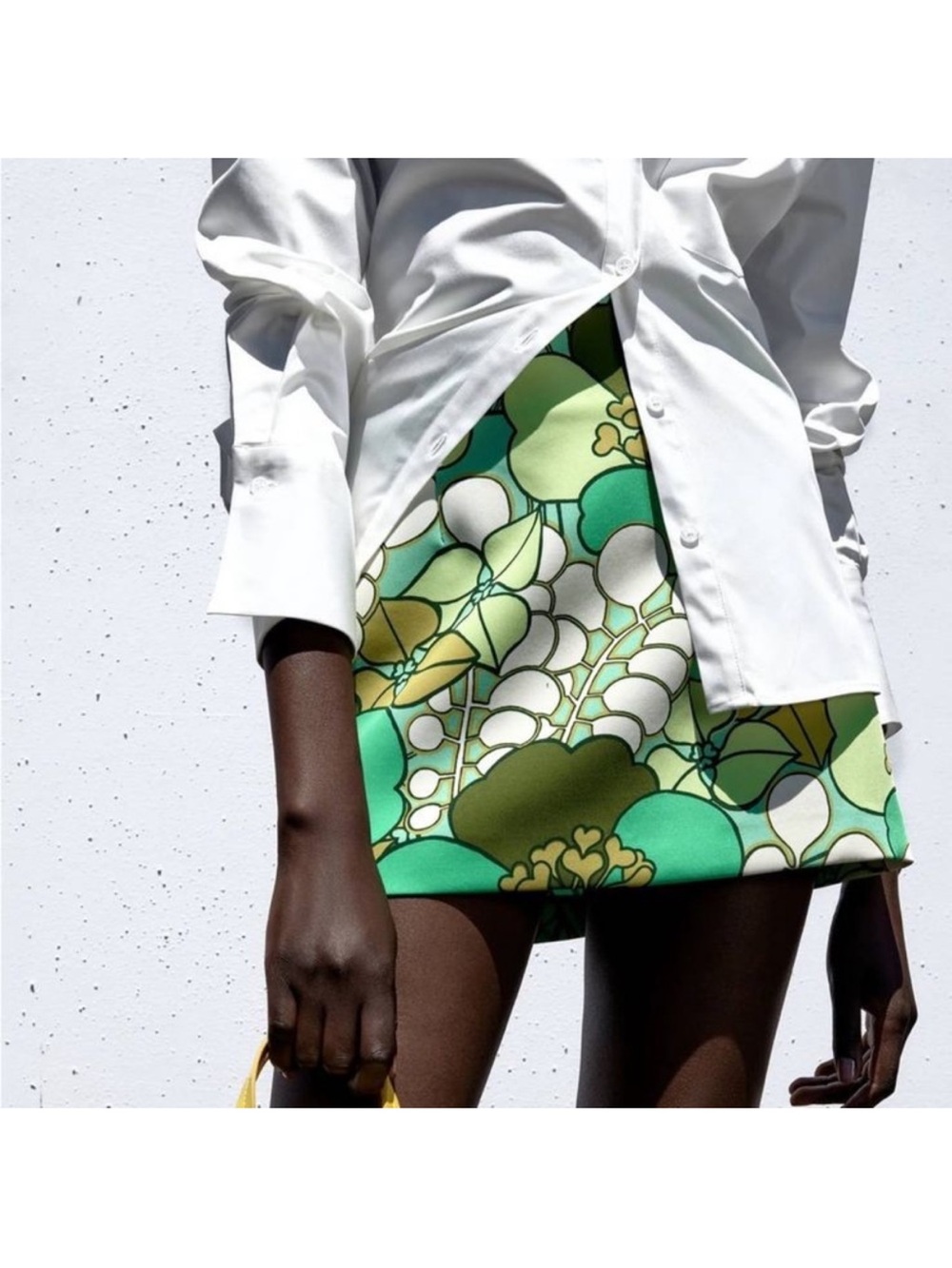 Zara Green and Cream Patterned Skirt